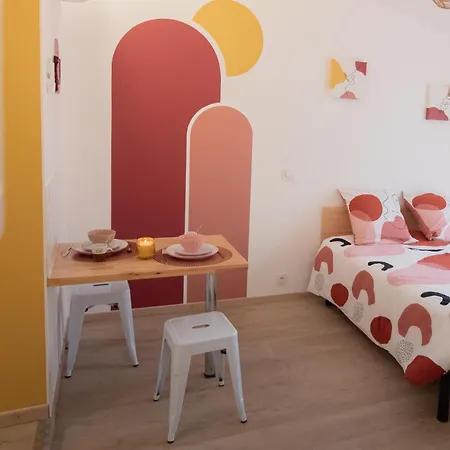 Confort ! Centre-ville, Climatisation, Parking, Wifi, Calme, Tv Apartment *
