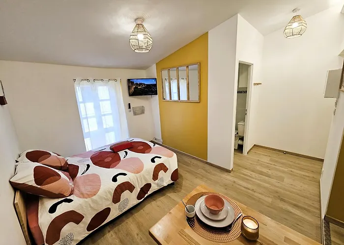 Confort ! Centre-ville, Climatisation, Parking, Wifi, Calme, Tv *